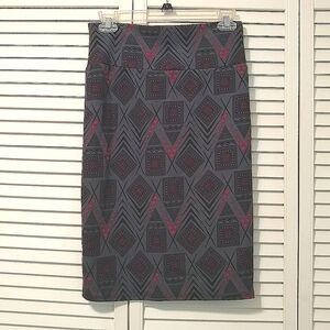 Lulatoe Geometric Patterned Skirt